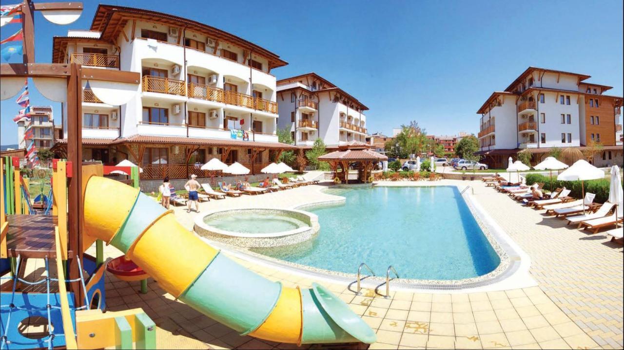 Mm Complex Aparthotel Primorsko Exterior foto